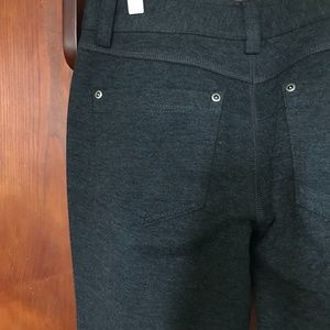 Grey Pants, Sz6                            4-20TIC